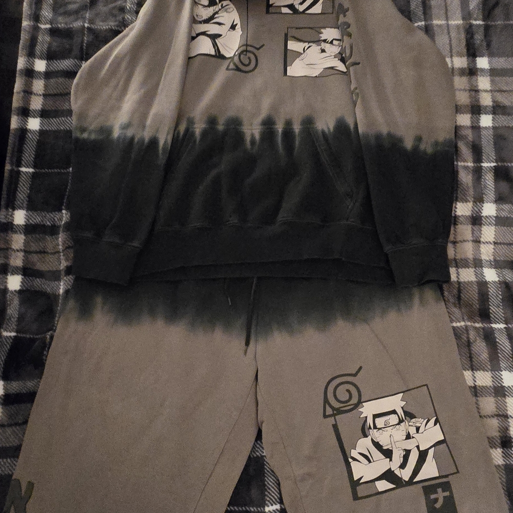 Naruto Themed Sweatshirt/Sweatpants Set